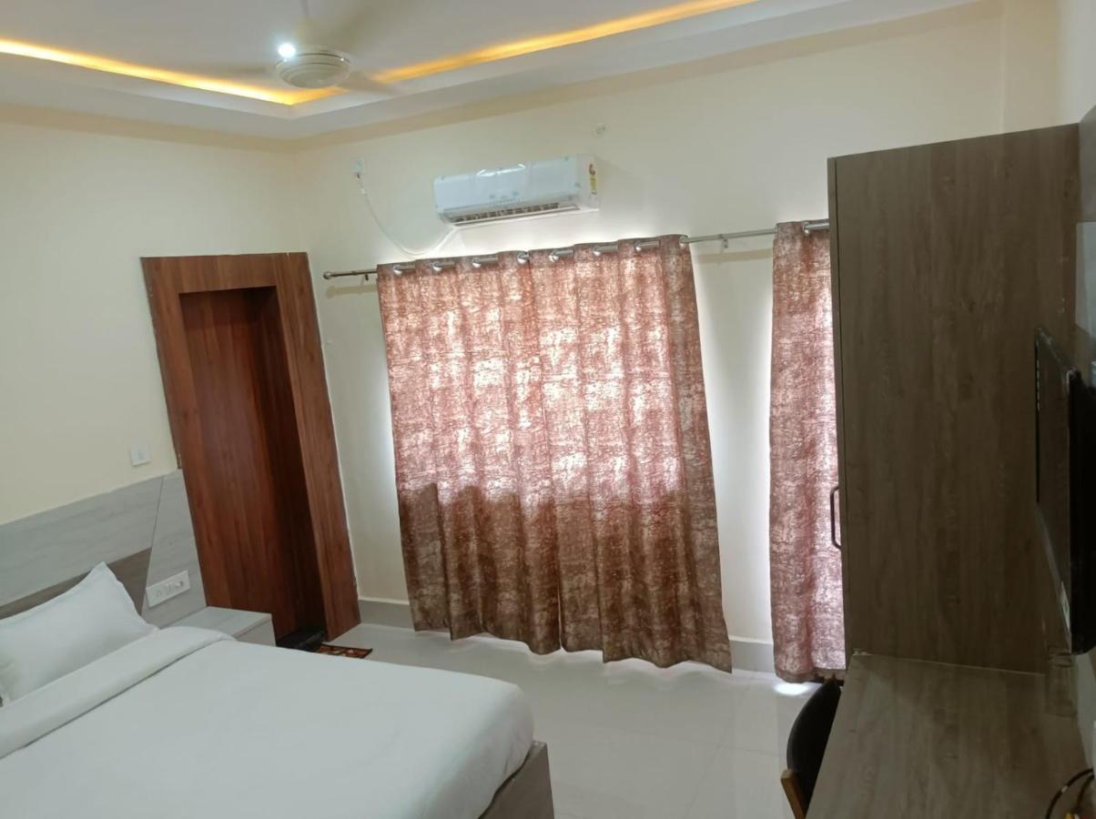 Hotel Rajwada Palace Órcsha Kültér fotó