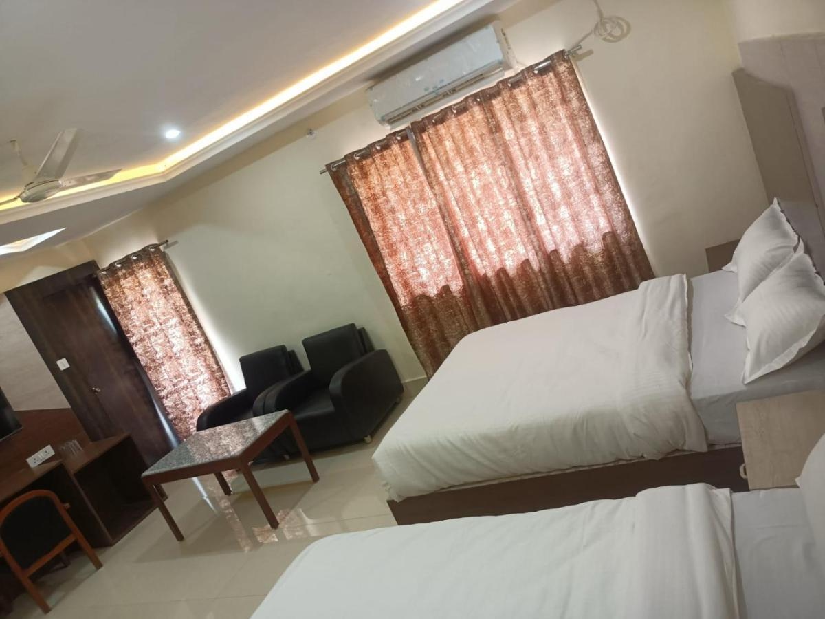 Hotel Rajwada Palace Órcsha Kültér fotó