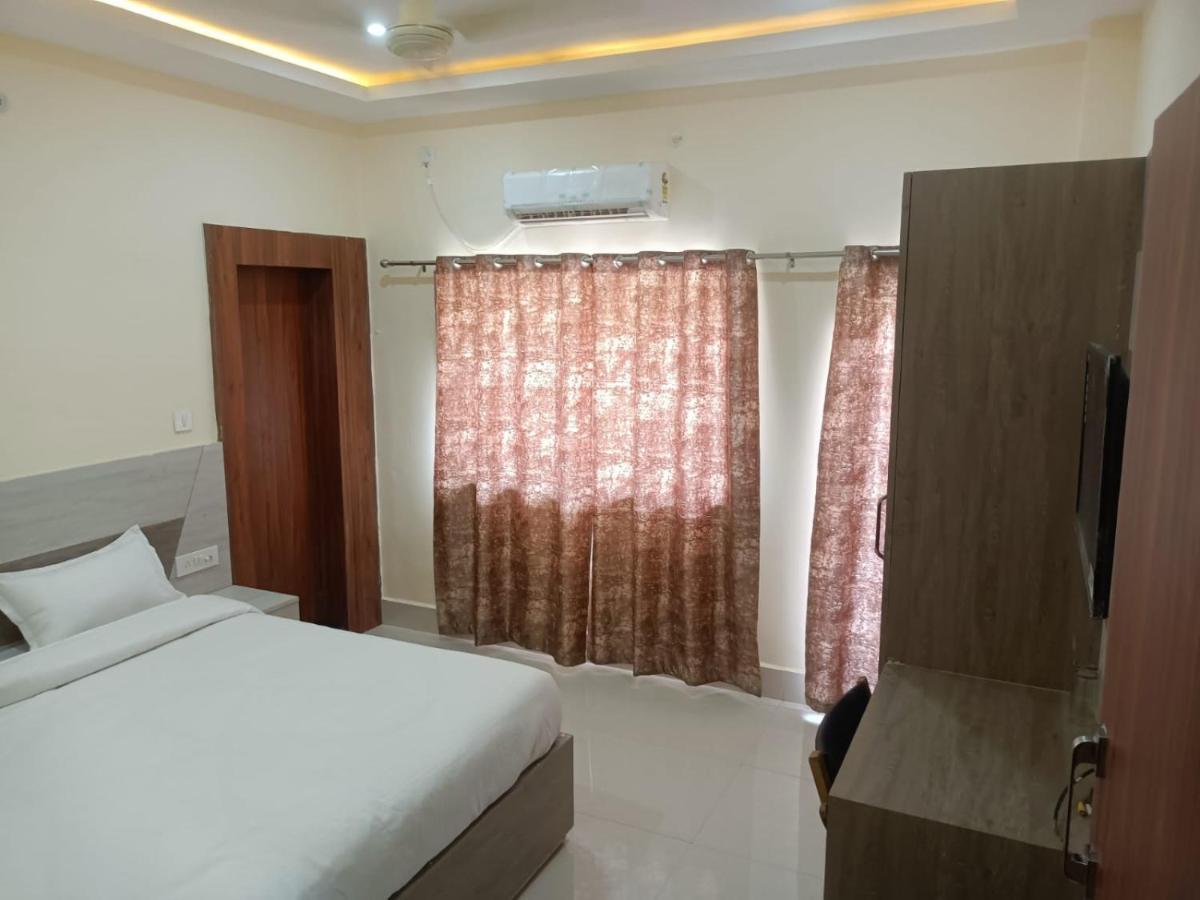 Hotel Rajwada Palace Órcsha Kültér fotó