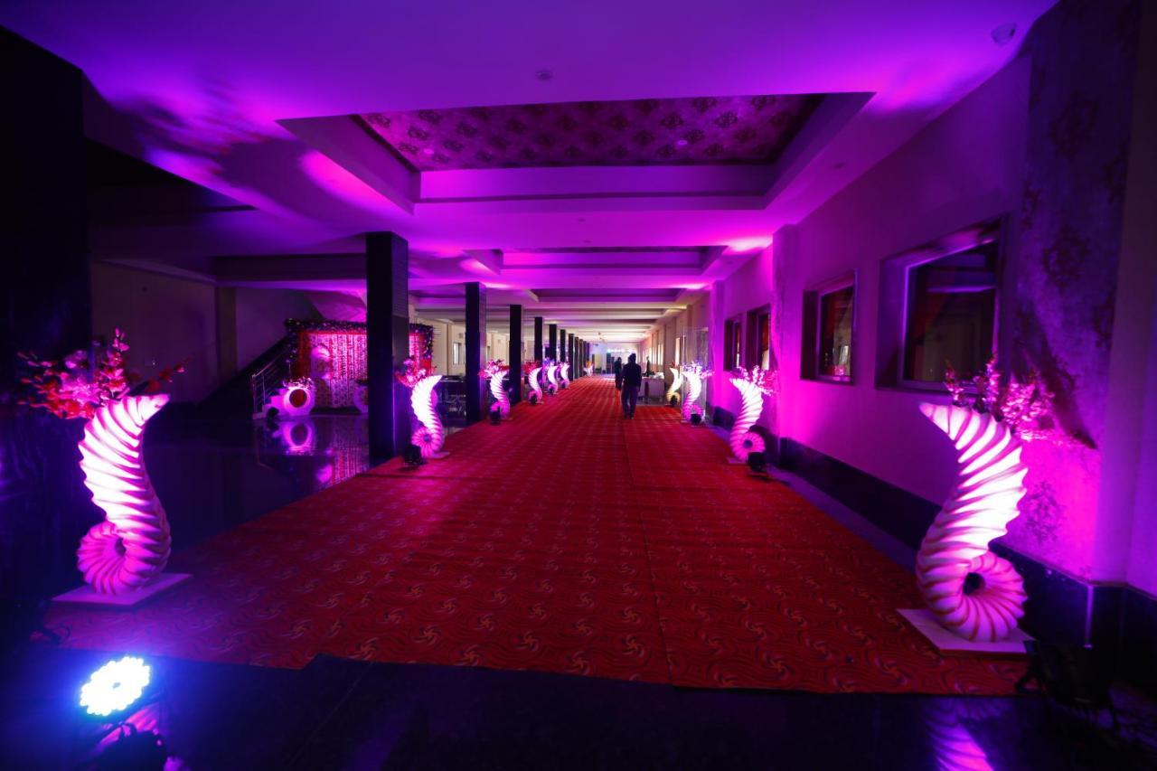 Hotel Rajwada Palace Órcsha Kültér fotó