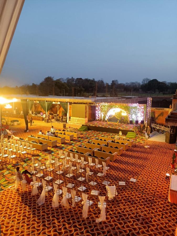 Hotel Rajwada Palace Órcsha Kültér fotó
